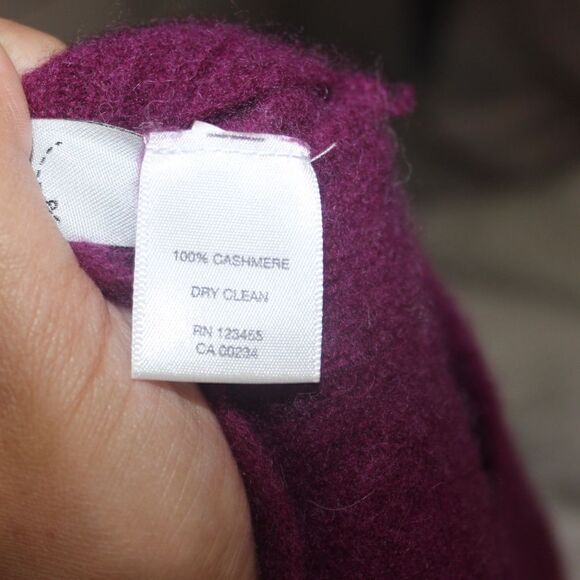 Design Lab Lord & Taylor 100% Cashmere Vest Sweater Women Size large - Picture 8 of 8